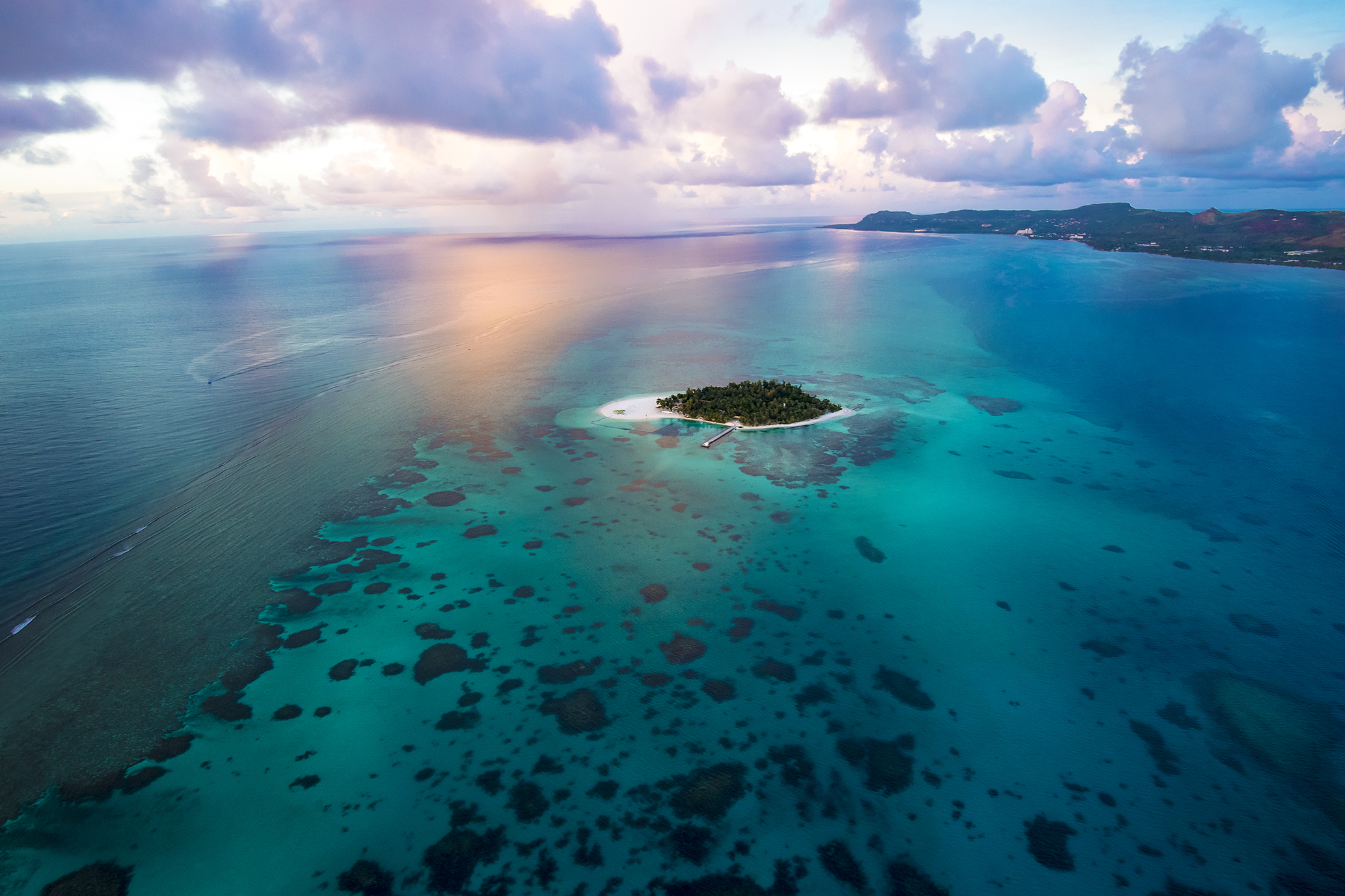 Managaha Island - Photo taken by Junji Takasago - 01.jpg